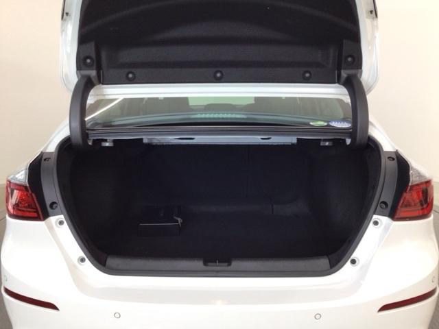 インサイト EX LED・フルセグ・メモリナビ・バックカメラ・ブラインドスポット・ETC 1オーナー ソナー 衝突軽減 Rカメラ LEDライト ABS 前席シートヒーター オ-トエアコン ナビTV パワーウィンドウ(13枚目)
