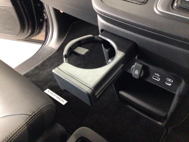 豊富に在庫を取り揃えています！軽自動車からミニバン、セダン、ＳＵＶ、話題のハイブリッド車など続々入荷しております！