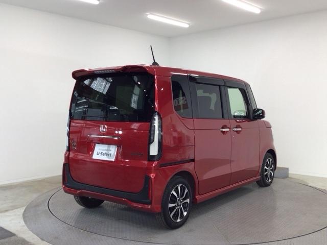 N-BOXカスタム コーディネートスタイル デモカーUP・LED・ホンダCONNECT・メモリナビ・バックカメラ・ETC オートクルーズ ワンオーナー フルセグ対応 W電動ドア シートヒータ ESC リアカメラ ソナー ベンチシート DVD(4枚目)