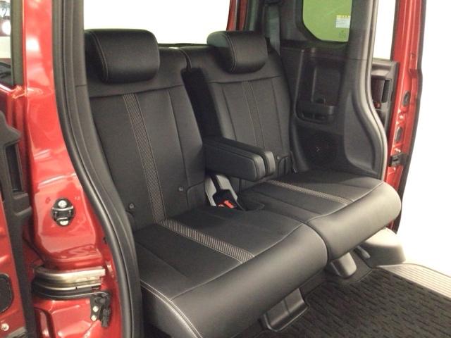 N-BOXカスタム コーディネートスタイル デモカーUP・LED・ホンダCONNECT・メモリナビ・バックカメラ・ETC オートクルーズ ワンオーナー フルセグ対応 W電動ドア シートヒータ ESC リアカメラ ソナー ベンチシート DVD(14枚目)