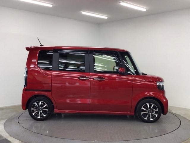 N-BOXカスタム コーディネートスタイル デモカーUP・LED・ホンダCONNECT・メモリナビ・バックカメラ・ETC オートクルーズ ワンオーナー フルセグ対応 W電動ドア シートヒータ ESC リアカメラ ソナー ベンチシート DVD(27枚目)