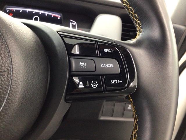 フィット ＲＳ　デモカーＵＰ・ＬＥＤ・ディスプレイオーディオ・バックカメラ・純正ＡＷ・ＥＴＣ　ＵＳＢポート　コーナーセンサー　イモビライザー　リアカメラ　ＬＥＤヘッドライト　ドラレコ　アイドリングストップ　エアコン（5枚目）