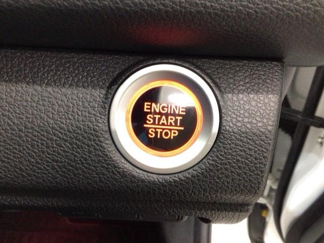 豊富に在庫を取り揃えています！軽自動車からミニバン、セダン、ＳＵＶ、話題のハイブリッド車など続々入荷しております！