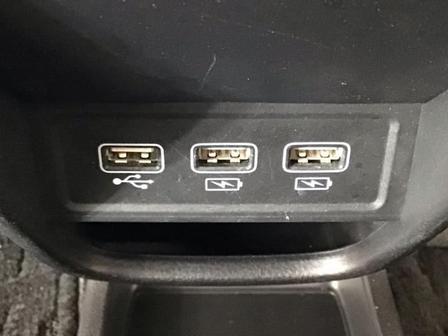 Ｎ－ＯＮＥ オリジナル　ＬＥＤ・衝突軽減ブレーキ・フルセグ・メモリナビ・バックカメラ・ＵＳＢポート・ＥＴＣ　追突被害軽減ブレーキ　オートクルーズコントロール　サイドエアバック　ＥＴＣ車載器　クリアランスソナー　ナビ＆ＴＶ（10枚目）