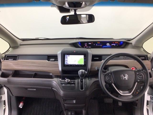 フリード G・ホンダセンシング LED・フルセグ・メモリナビ・バックカメラ・両側電動ドア・USBポート・ETC Fセグ 追突被害軽減ブレーキ iストップ Wエアバッグ パワーウィンドウ 1オ-ナ- アクティブクルーズコントロール(16枚目)