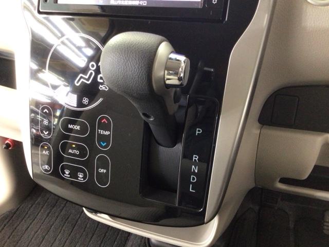 デイズ Ｘ　フルセグ・メモリナビ・ＤＶＤ・ＣＤ・スマートキー・全周囲カメラ・ベンチシート　地デジＴＶ　エマジェンシーブレーキ　横滑防止　ｉＳＴＯＰ　フロントカメラ　Ｗエアバック　ＤＶＤ再生　１オーナー　ＴＶナビ（19枚目）