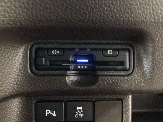 Ｎ－ＢＯＸ Ｌ・ターボ　ＬＥＤ・フルセグ・メモリナビ・ＤＶＤ・バックカメラ・シートヒーター・ＥＴＣ　シ－トヒ－タ－　Ａライト　ＡＡＣ　衝突軽減ブレーキ　Ｂカメラ　ワンオーナー車　地デジ　パワステ　イモビ　ターボ車　ナビＴＶ（11枚目）