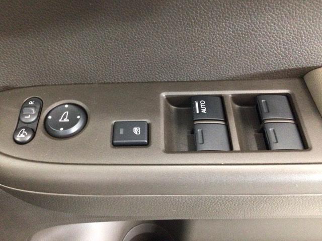 ご契約の流れは、当店のスタッフがわかりやすく説明いたしますのでお気軽にお声かけください！