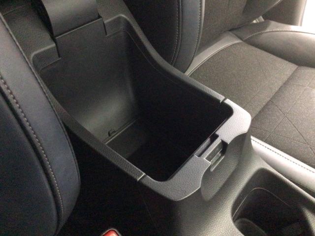 ヴェゼル ｅ：ＨＥＶＺ　ＬＥＤ・フルセグ・メモリナビ・バックカメラ・純正ＡＷ・ホンダＣＯＮＮＥＣＴ　衝突回避支援ブレーキ機能　１オナ　スマキ　Ｐトランク　フルオートエアコン　Ｄレコ　エアバッグ　両席エアバック　Ｒカメ　ソナー（35枚目）