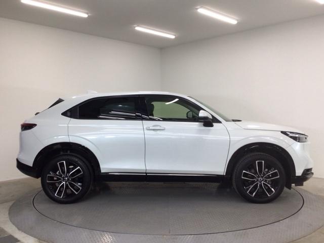 ヴェゼル ｅ：ＨＥＶＺ　ＬＥＤ・フルセグ・メモリナビ・バックカメラ・純正ＡＷ・ホンダＣＯＮＮＥＣＴ　衝突回避支援ブレーキ機能　１オナ　スマキ　Ｐトランク　フルオートエアコン　Ｄレコ　エアバッグ　両席エアバック　Ｒカメ　ソナー（44枚目）