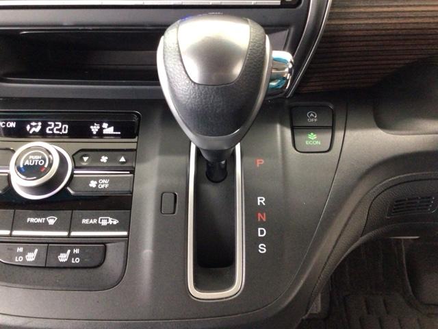 フリード＋ クロスター　レンタＵＰ・ＬＥＤ・フルセグ・メモリナビ・純正ＡＷ・両側電動ドア・ＥＴＣ　ウォークスルー　両側パワースライドドア　サイドカーテンエアバック　ＬＥＤライト　リヤカメラ　ワンオーナー　地デジフルセグ（30枚目）