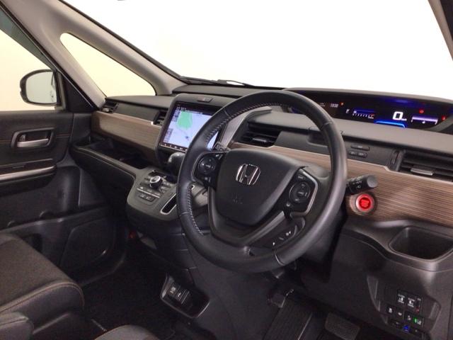 フリード＋ クロスター　レンタＵＰ・ＬＥＤ・フルセグ・メモリナビ・純正ＡＷ・両側電動ドア・ＥＴＣ　ウォークスルー　両側パワースライドドア　サイドカーテンエアバック　ＬＥＤライト　リヤカメラ　ワンオーナー　地デジフルセグ（35枚目）