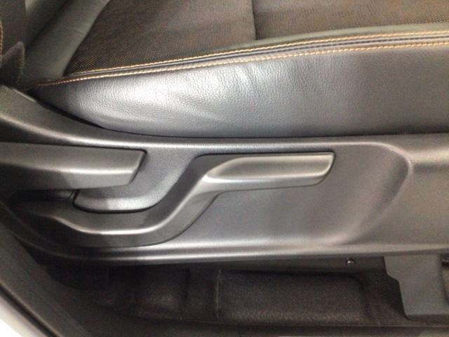 フリード＋ クロスター　レンタＵＰ・ＬＥＤ・フルセグ・メモリナビ・純正ＡＷ・両側電動ドア・ＥＴＣ　ウォークスルー　両側パワースライドドア　サイドカーテンエアバック　ＬＥＤライト　リヤカメラ　ワンオーナー　地デジフルセグ（36枚目）