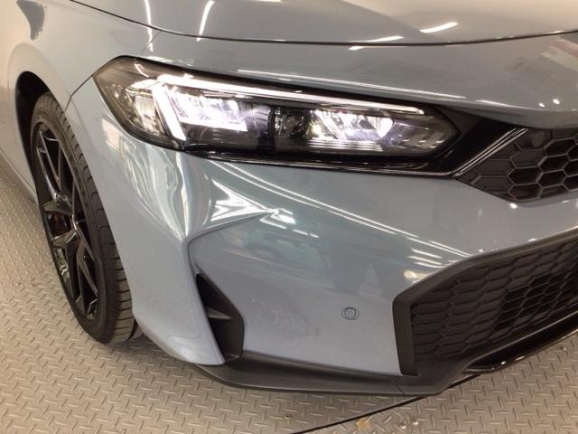シビック ＲＳ　デモカーＵＰ・ＬＥＤ・ディスプレイオーディオ・純正ＡＷ・ホンダＣＯＮＮＥＣＴ　ＬＥＤヘッド　コーナーセンサー　衝突被害軽減ブレーキ　Ｂカメラ　シートヒーター　ワンオーナー　パワ－シ－ト　フルセグＴＶ（3枚目）