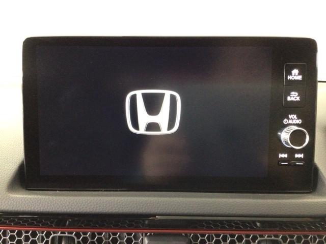 シビック ＲＳ　デモカーＵＰ・ＬＥＤ・ディスプレイオーディオ・純正ＡＷ・ホンダＣＯＮＮＥＣＴ　ＬＥＤヘッド　コーナーセンサー　衝突被害軽減ブレーキ　Ｂカメラ　シートヒーター　ワンオーナー　パワ－シ－ト　フルセグＴＶ（6枚目）