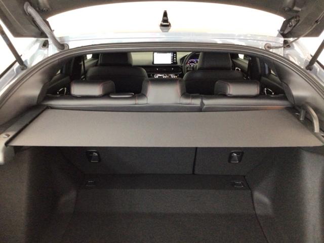 シビック ＲＳ　デモカーＵＰ・ＬＥＤ・ディスプレイオーディオ・純正ＡＷ・ホンダＣＯＮＮＥＣＴ　ＬＥＤヘッド　コーナーセンサー　衝突被害軽減ブレーキ　Ｂカメラ　シートヒーター　ワンオーナー　パワ－シ－ト　フルセグＴＶ（36枚目）