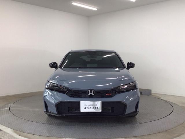 シビック ＲＳ　デモカーＵＰ・ＬＥＤ・ディスプレイオーディオ・純正ＡＷ・ホンダＣＯＮＮＥＣＴ　ＬＥＤヘッド　コーナーセンサー　衝突被害軽減ブレーキ　Ｂカメラ　シートヒーター　ワンオーナー　パワ－シ－ト　フルセグＴＶ（42枚目）