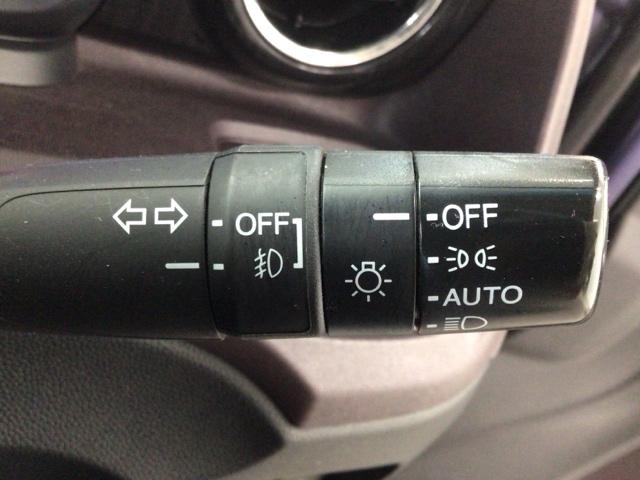 N-ONE プレミアム・Lパッケージ ディスプレイオーディオ・バックカメラ・スマートキー・純正AW・ECOスイッチ ECONモード 両席エアバック フルオートエアコン USBポート スマートキ- セキュリティー エアバック キーレス(14枚目)