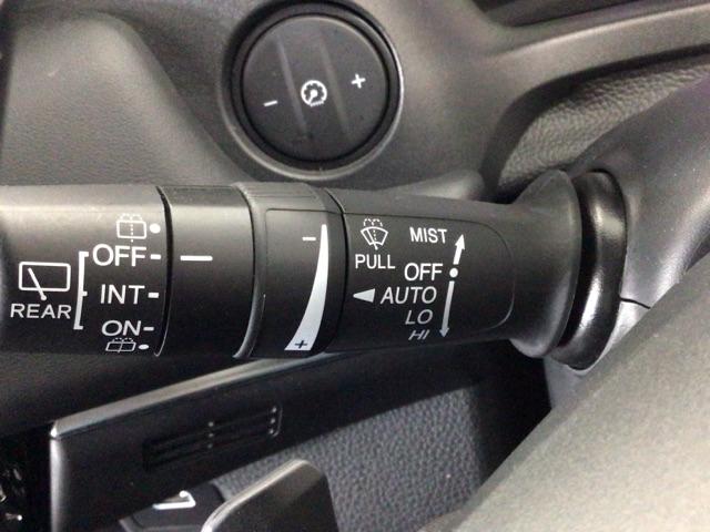 ヴェゼル e:HEVZ LED・フルセグ・メモリナビ・バックカメラ・純正AW・シートヒーター・ETC 衝突回避支援ブレーキ機能 1オナ スマキ Pトランク フルオートエアコン Dレコ エアバッグ 両席エアバック Rカメ(20枚目)