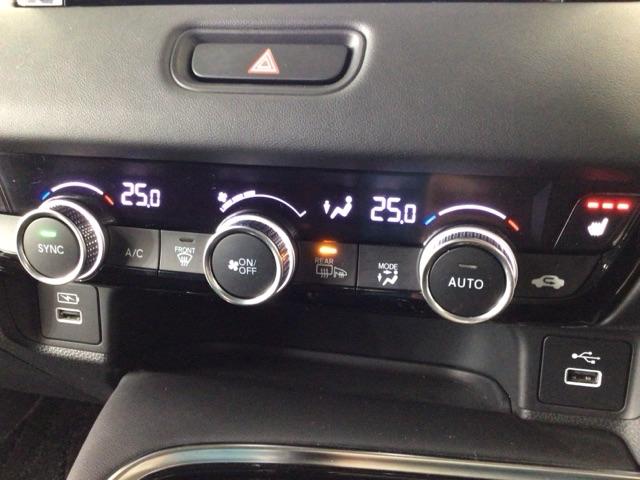 ヴェゼル e:HEVZ LED・フルセグ・メモリナビ・バックカメラ・純正AW・シートヒーター・ETC 衝突回避支援ブレーキ機能 1オナ スマキ Pトランク フルオートエアコン Dレコ エアバッグ 両席エアバック Rカメ(22枚目)