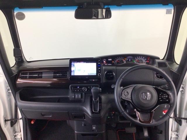 N-BOXカスタム Lターボ LED・フルセグ・メモリナビ・バックカメラ・純正AW・シートヒーター・ETC 地デジチューナー 衝突軽減ブレーキサポート LEDヘッドライ 1オーナー アイドリングS ターボエンジン PS エアバック(4枚目)