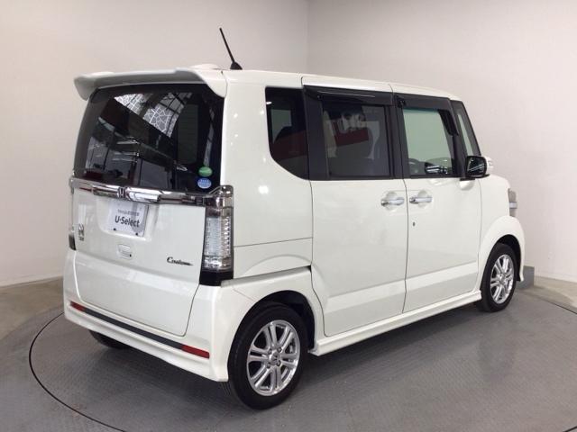 N-BOXカスタム G・Lパッケージ HID・CDチューナー・純正AW・片側電動ドア・ECONスイッチ・スマートキー アイドリングストップ車 USBポート 1オーナー スマキ- フロントベンチシート パワーウィンドウ 盗難防止システム(2枚目)