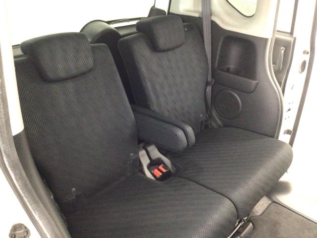N-BOXカスタム G・Lパッケージ HID・CDチューナー・純正AW・片側電動ドア・ECONスイッチ・スマートキー アイドリングストップ車 USBポート 1オーナー スマキ- フロントベンチシート パワーウィンドウ 盗難防止システム(32枚目)