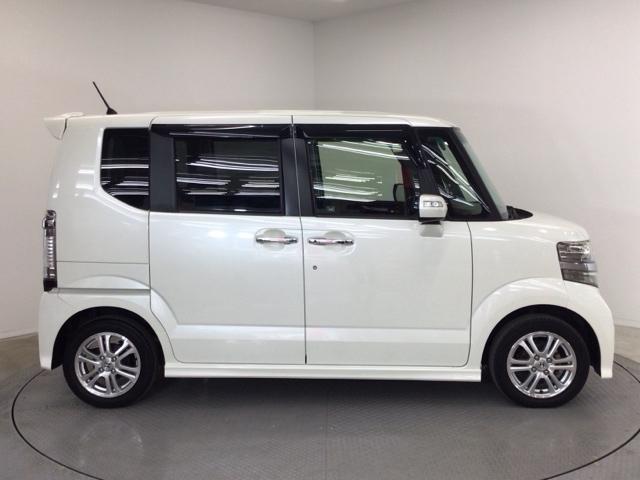 N-BOXカスタム G・Lパッケージ HID・CDチューナー・純正AW・片側電動ドア・ECONスイッチ・スマートキー アイドリングストップ車 USBポート 1オーナー スマキ- フロントベンチシート パワーウィンドウ 盗難防止システム(44枚目)