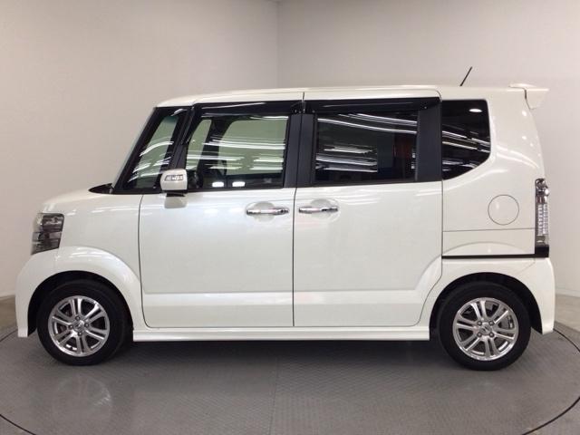 N-BOXカスタム G・Lパッケージ HID・CDチューナー・純正AW・片側電動ドア・ECONスイッチ・スマートキー アイドリングストップ車 USBポート 1オーナー スマキ- フロントベンチシート パワーウィンドウ 盗難防止システム(51枚目)