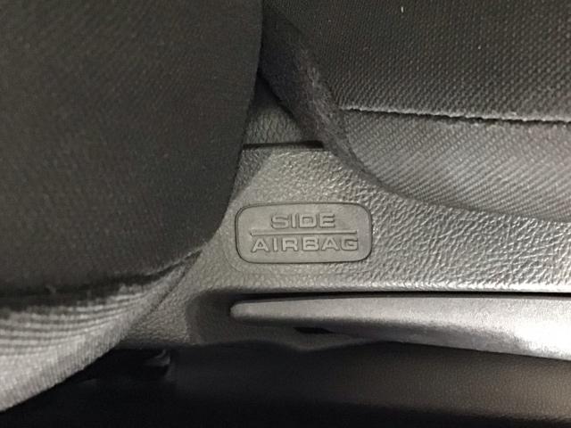 フィット ベーシック デモカーUP・CDチューナー・スマートキー・AM/FMチューナー 横滑防止装置 オートエアコン パワーウインドウ 盗難防止システム オートクルーズコントロール ABS オートライト パワーステアリング(24枚目)