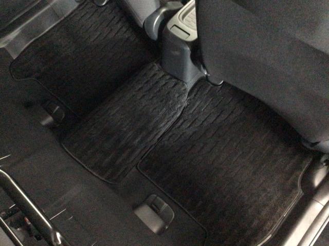 フィット ベーシック デモカーUP・CDチューナー・スマートキー・AM/FMチューナー 横滑防止装置 オートエアコン パワーウインドウ 盗難防止システム オートクルーズコントロール ABS オートライト パワーステアリング(38枚目)