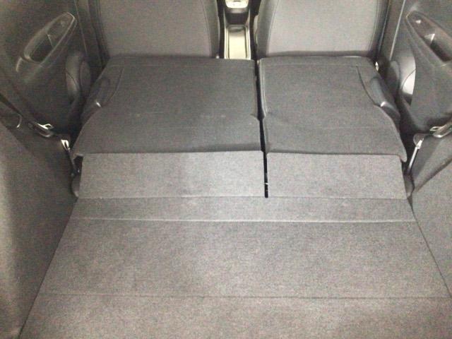 フィット ベーシック デモカーUP・CDチューナー・スマートキー・AM/FMチューナー 横滑防止装置 オートエアコン パワーウインドウ 盗難防止システム オートクルーズコントロール ABS オートライト パワーステアリング(41枚目)