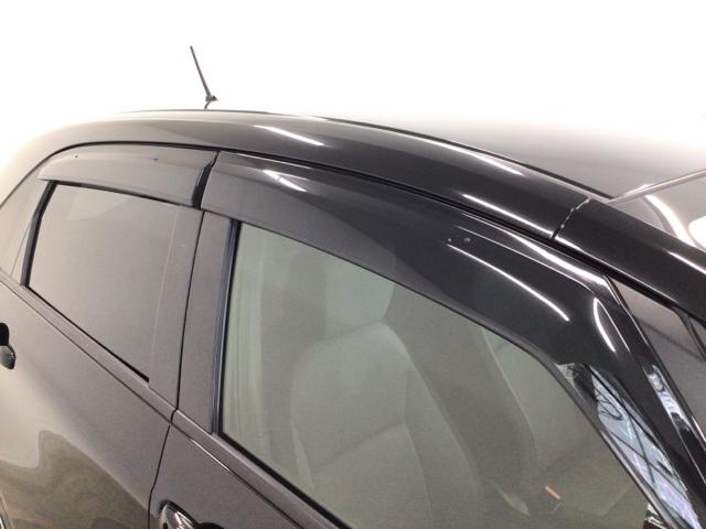 フィット ベーシック デモカーUP・CDチューナー・スマートキー・AM/FMチューナー 横滑防止装置 オートエアコン パワーウインドウ 盗難防止システム オートクルーズコントロール ABS オートライト パワーステアリング(49枚目)