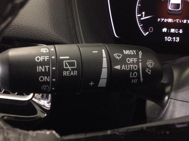 シビック LX LED・フルセグ・メモリナビ・バックカメラ・純正AW・シートヒーター・ETC ワンオーナー車 リアカメラ ドラレコ 地デジ オートエアコン サイドエアバッグ 盗難防止装置 LEDヘッドライト ターボ(18枚目)