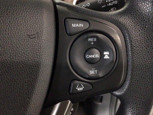 フリード Ｇ・ホンダセンシング　ＬＥＤ・フルセグ・メモリナビ・バックカメラ・ＵＳＢポート・両側電動ドア・ＥＴＣ　Ｆセグ　追突被害軽減ブレーキ　ｉストップ　Ｗエアバッグ　パワーウィンドウ　１オ－ナ－　アクティブクルーズコントロール（11枚目）