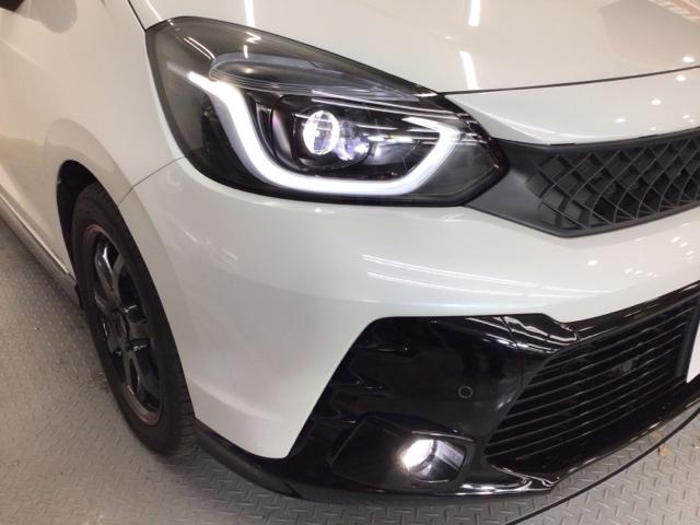 フィット ｅ：ＨＥＶＲＳ　ＬＥＤ・ホンダＣＯＮＮＥＣＴ・メモリナビ・ＤＶＤ・バックカメラ・社外ＡＷ・ＥＴＣ　エアバッグ　ナビ＆ＴＶ　パワーウィンドウ　助手席エアバッグ　Ｄレコ　フルセグテレビ　ＬＥＤヘッドランプ　ＥＴＣ装備（42枚目）