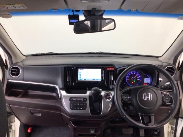 Ｎ－ＷＧＮカスタム Ｇ・Ａパッケージ　ＨＩＤ・衝突軽減ブレーキ・フルセグ・メモリナビ・バックカメラ・純正ＡＷ・ＥＴＣ　追突被害軽減ブレーキ　フロントベンチシート　Ｒカメ　１オーナー　ＡＵＴＯエアコン　地デジ　助手席エアバック　ＡＢＳ（4枚目）