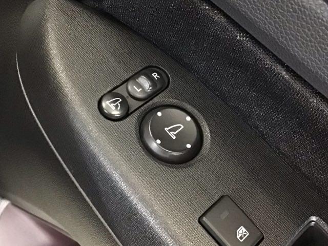 Ｎ－ＷＧＮカスタム Ｇ・Ａパッケージ　ＨＩＤ・衝突軽減ブレーキ・フルセグ・メモリナビ・バックカメラ・純正ＡＷ・ＥＴＣ　追突被害軽減ブレーキ　フロントベンチシート　Ｒカメ　１オーナー　ＡＵＴＯエアコン　地デジ　助手席エアバック　ＡＢＳ（28枚目）