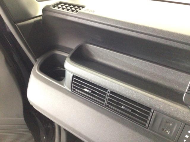 Ｎ－ＢＯＸカスタム ターボ　ＬＥＤ・フルセグ・メモリナビ・バックカメラ・純正ＡＷ・シートヒーター・ＥＴＣ　イモビライザー　１オナ　衝突被害軽減　ベンチシート　キーフリー　Ｐセンサー　ＥＳＣ　パワステ　ＤＶＤ再生　両席エアバック（32枚目）