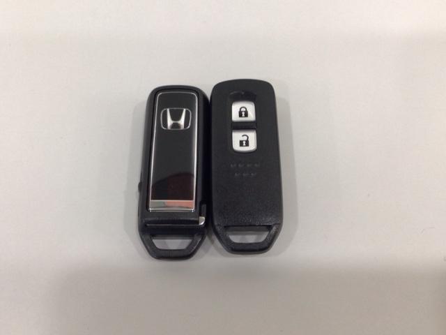 Ｎ－ＶＡＮ＋スタイル ファン　ＬＥＤ・ＣＤ・ＡＭ／ＦＭチューナー・両側手動ドア・スマートキー・ＥＣＯＮスイッチ　追突軽減ブレーキ　キーフリー　ＷＳＲＳ　ＬＥＤヘッドランプ　運転席エアバッグ　１オーナー車　クルーズコントロール　ＰＳ（29枚目）