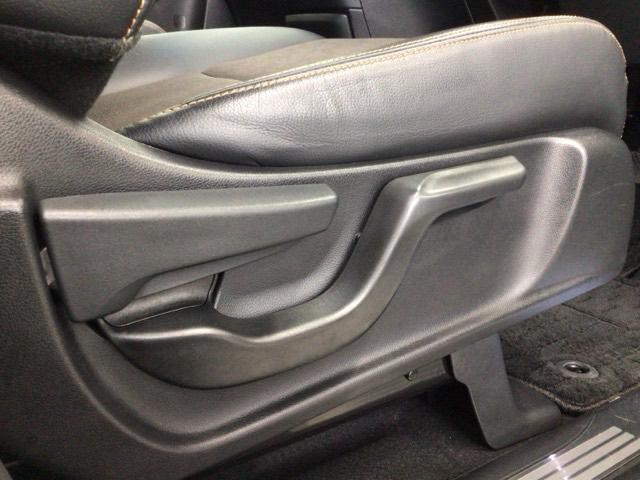 �y�O�ȁz�^�]�Ȃɂ̓V�[�g���𒲐��ł���n�C�g�A�W���X�^�[����������A���L���V�[�g�|�W�V�����̐ݒ肪�\�ɂȂ��Ă���܂���