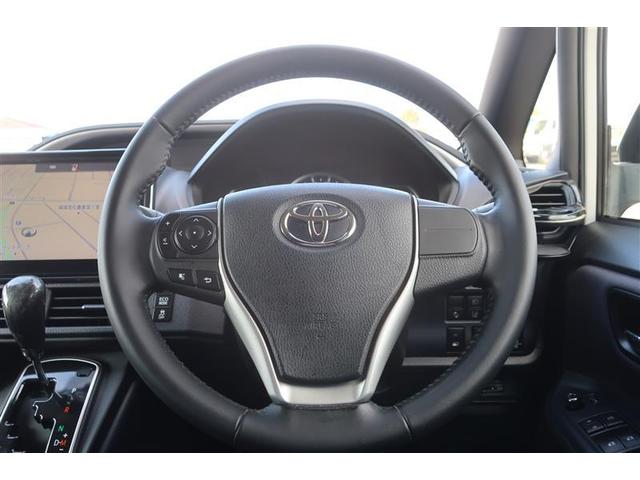 ヴォクシー ZS 煌 フルセグ メモリーナビ DVD再生 バックカメラ 衝突被害軽減システム ETC 両側電動スライド LEDヘッドランプ 乗車定員7人 3列シート ワンオーナー アイドリングストップ(8枚目)