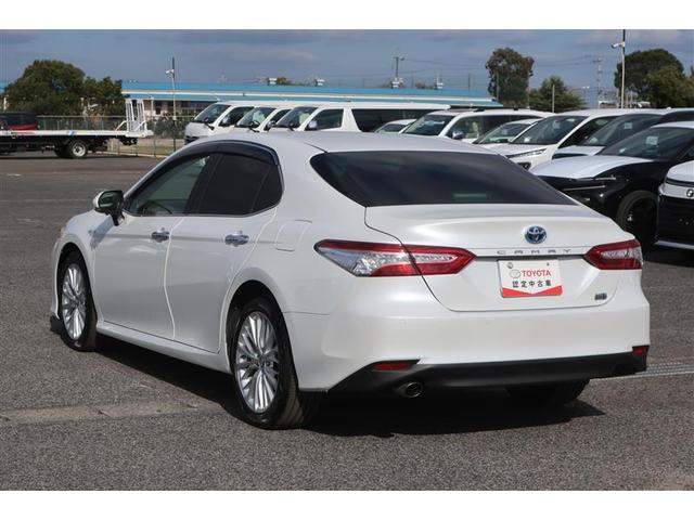 カムリ Ｇレザーパッケージ　革シート　フルセグ　メモリーナビ　ＤＶＤ再生　バックカメラ　衝突被害軽減システム　ドラレコ　ＬＥＤヘッドランプ　ワンオーナー（5枚目）