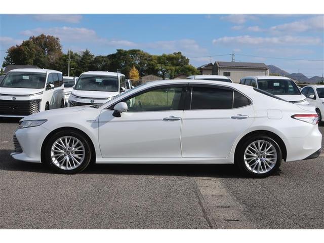 カムリ Ｇレザーパッケージ　革シート　フルセグ　メモリーナビ　ＤＶＤ再生　バックカメラ　衝突被害軽減システム　ドラレコ　ＬＥＤヘッドランプ　ワンオーナー（6枚目）