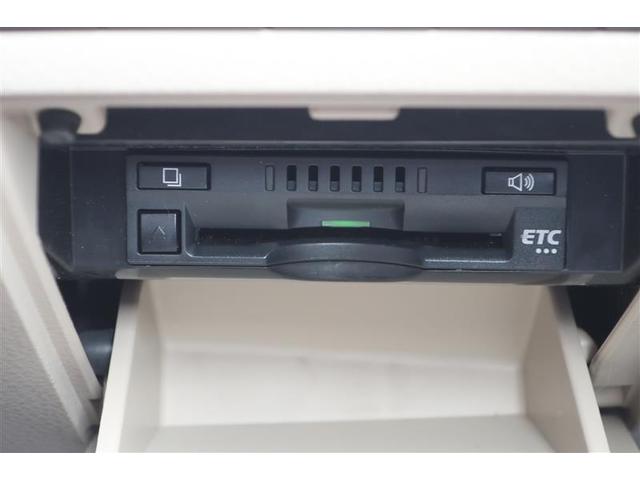 カムリ Ｇレザーパッケージ　革シート　フルセグ　メモリーナビ　ＤＶＤ再生　バックカメラ　衝突被害軽減システム　ドラレコ　ＬＥＤヘッドランプ　ワンオーナー（20枚目）