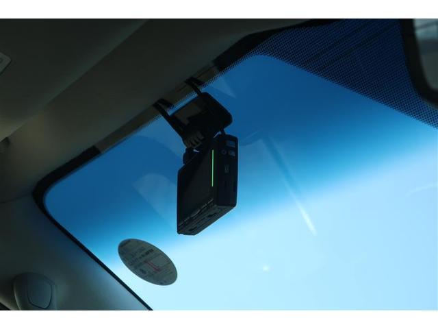 アルファード ２．５Ｓ　Ｃパッケージ　革シート　サンルーフ　フルセグ　メモリーナビ　ＤＶＤ再生　後席モニター　衝突被害軽減システム　ＥＴＣ　ドラレコ　両側電動スライド　ＬＥＤヘッドランプ　乗車定員７人　３列シート　ワンオーナー　フルエアロ（24枚目）