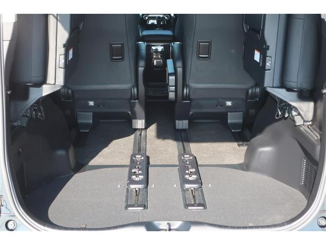 アルファード ２．５Ｓ　Ｃパッケージ　革シート　サンルーフ　フルセグ　メモリーナビ　ＤＶＤ再生　後席モニター　衝突被害軽減システム　ＥＴＣ　ドラレコ　両側電動スライド　ＬＥＤヘッドランプ　乗車定員７人　３列シート　ワンオーナー　フルエアロ（31枚目）