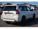 ランドクルーザープラド ＴＸ　Ｌパッケージ　革シート　サンルーフ　４ＷＤ　フルセグ　メモリーナビ　ＤＶＤ再生　バックカメラ　衝突被害軽減システム　ＥＴＣ　ＬＥＤヘッドランプ　ワンオーナー（4枚目）