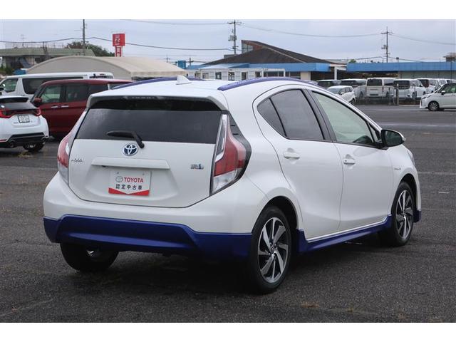 アクア Ｘ－アーバン　トヨタ認定中古車　禁煙車　ワンセグ　メモリーナビ　バックカメラ　ＥＴＣ　ＬＥＤヘッドランプ　ワンオーナー　１６インチトヨタ純正アルミ　Ｂｌｕｅｔｏｏｔｈオーディオ　オートライト　スペアタイヤ（4枚目）