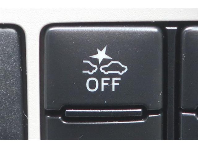 走行中に前方の車両等を認識し、衝突しそうな時は警報とブレーキで衝突回避と被害軽減をアシスト。より安全にドライブをお楽しみいただけます。